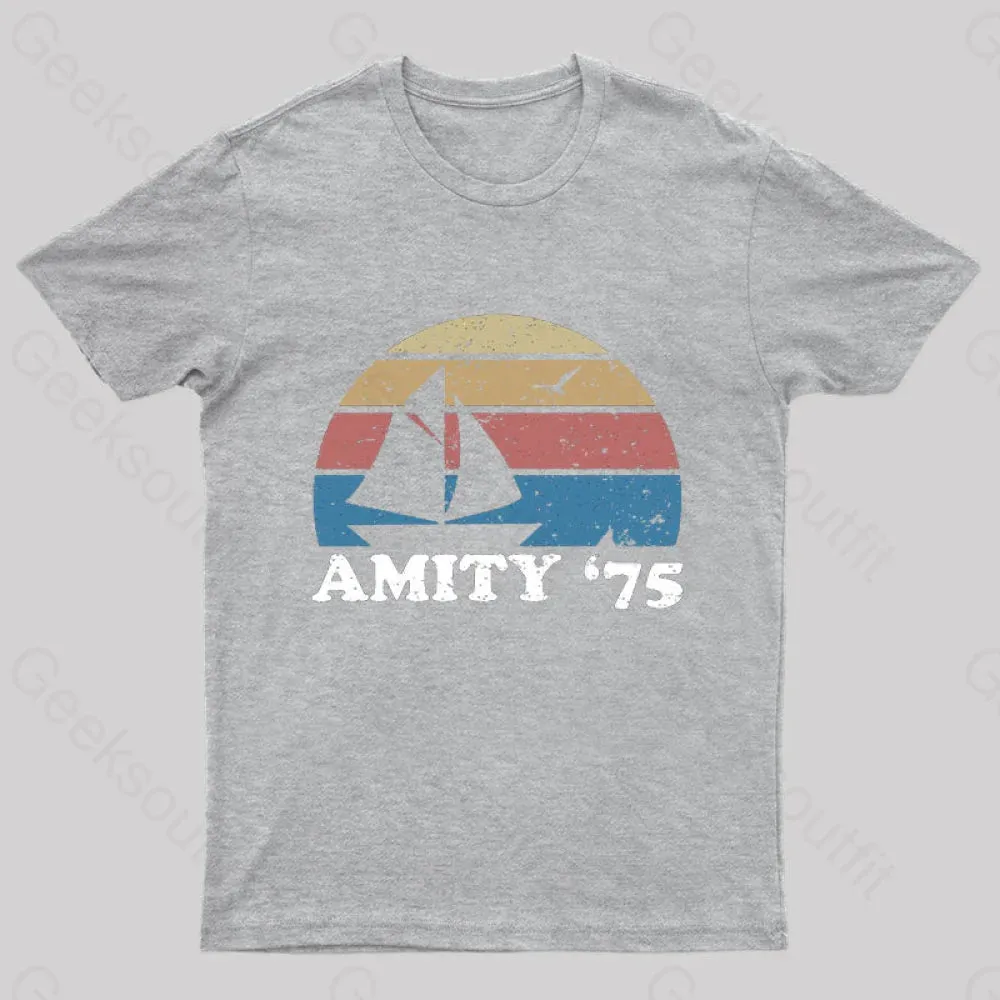 Amity Beach '75 The Summer of Jaws Geek T-Shirt