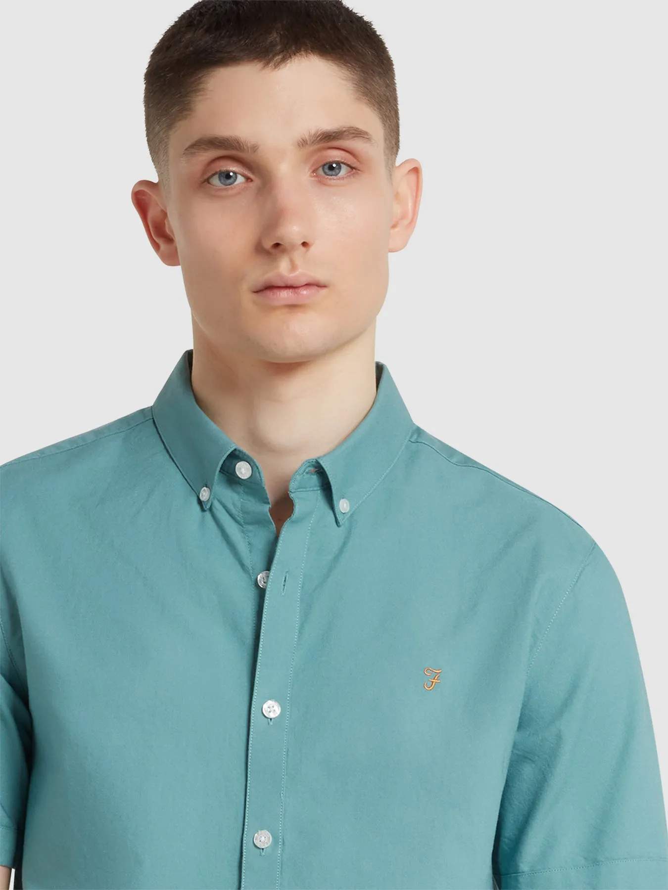 Brewer Short Sleeve Oxford Shirt In Brook Blue