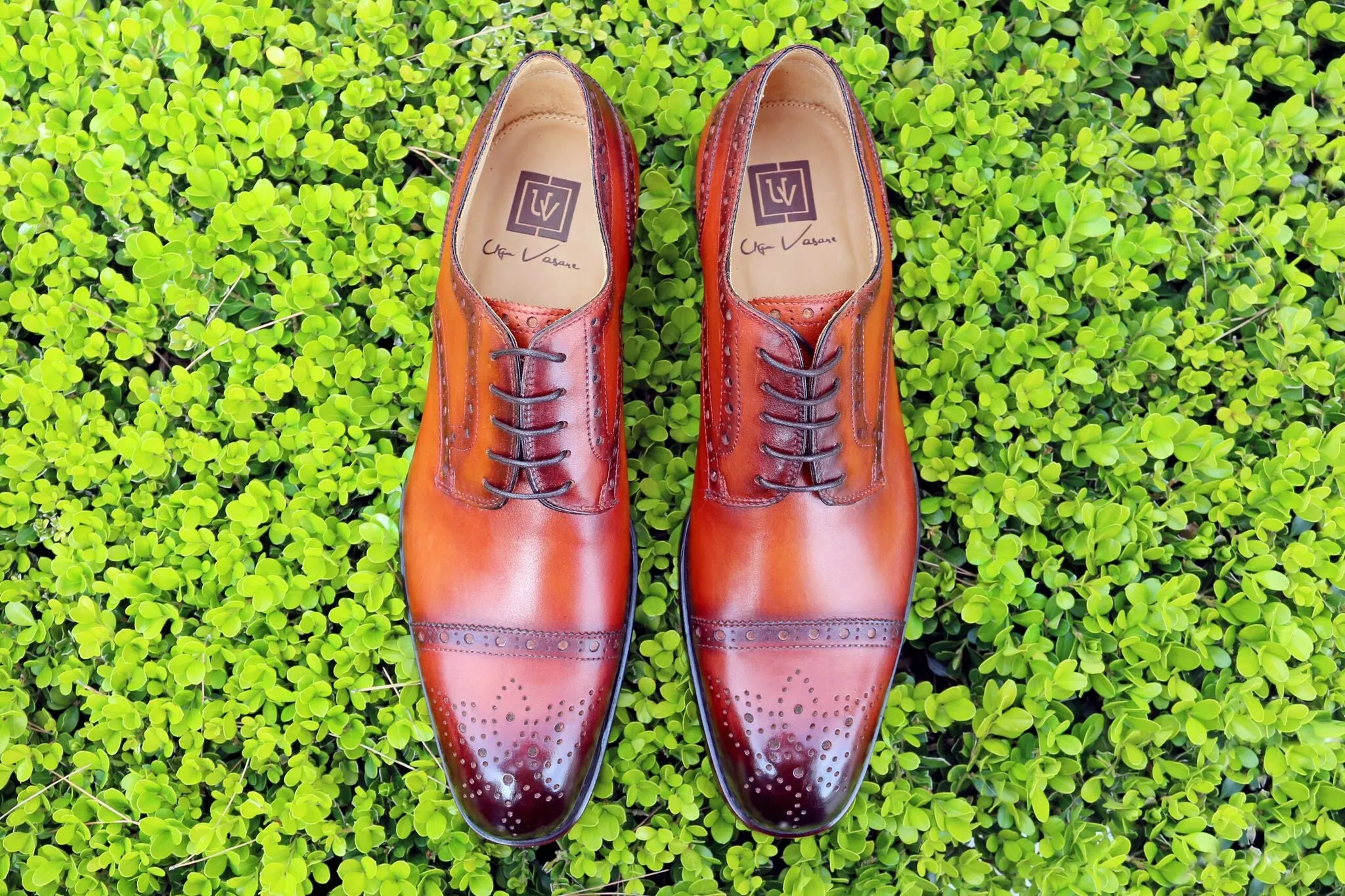 Burnished Calfskin Lace-Up Oxford Caramel