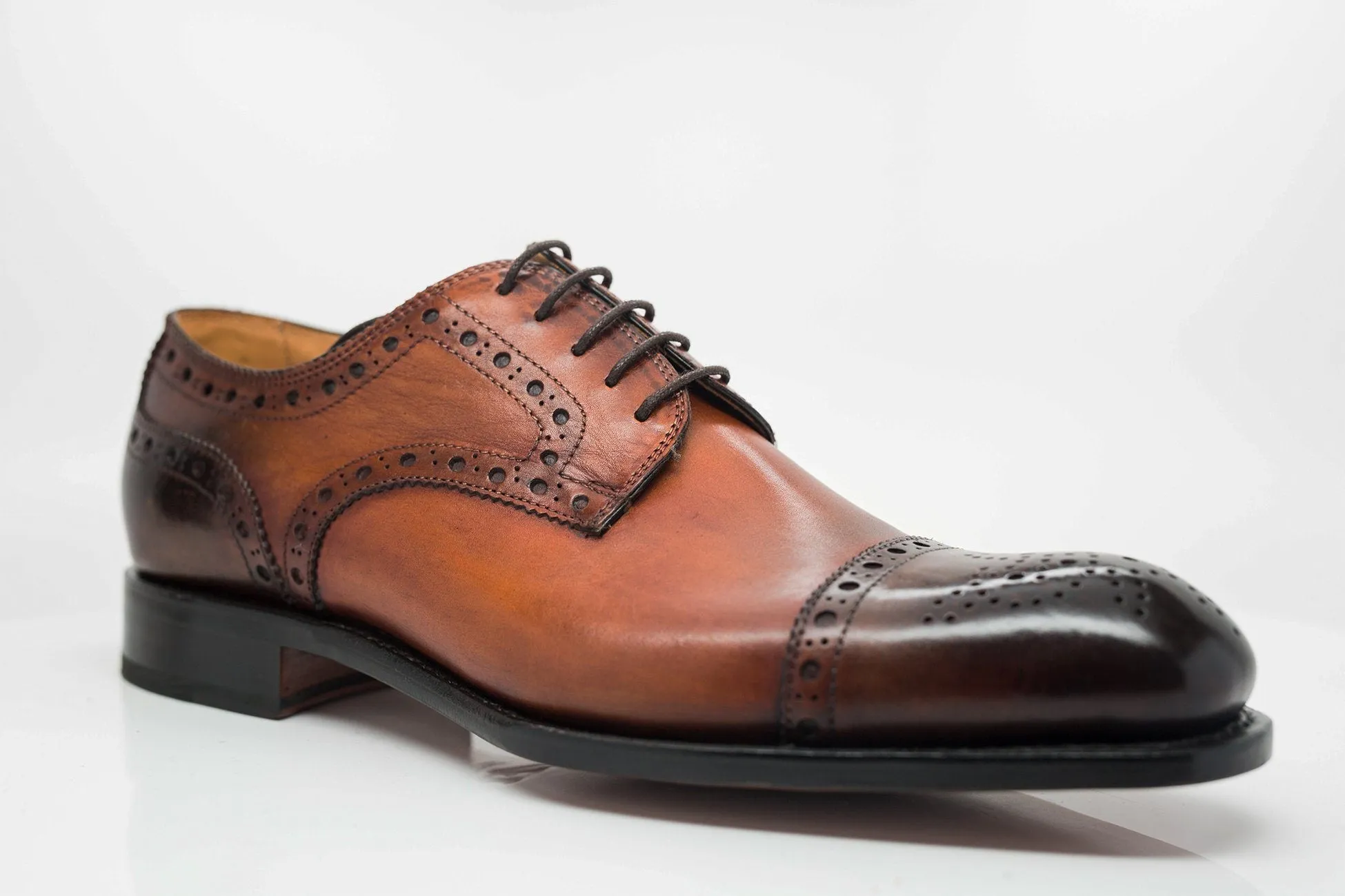 Burnished Calfskin Lace-Up Oxford Caramel