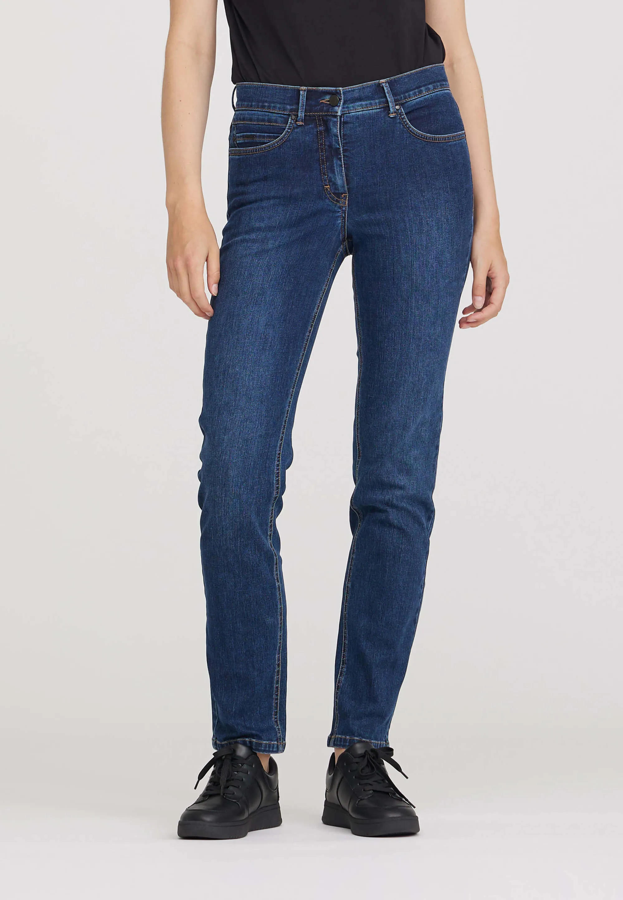 Christie Regular - Medium Length - Washed Dark Blue Denim