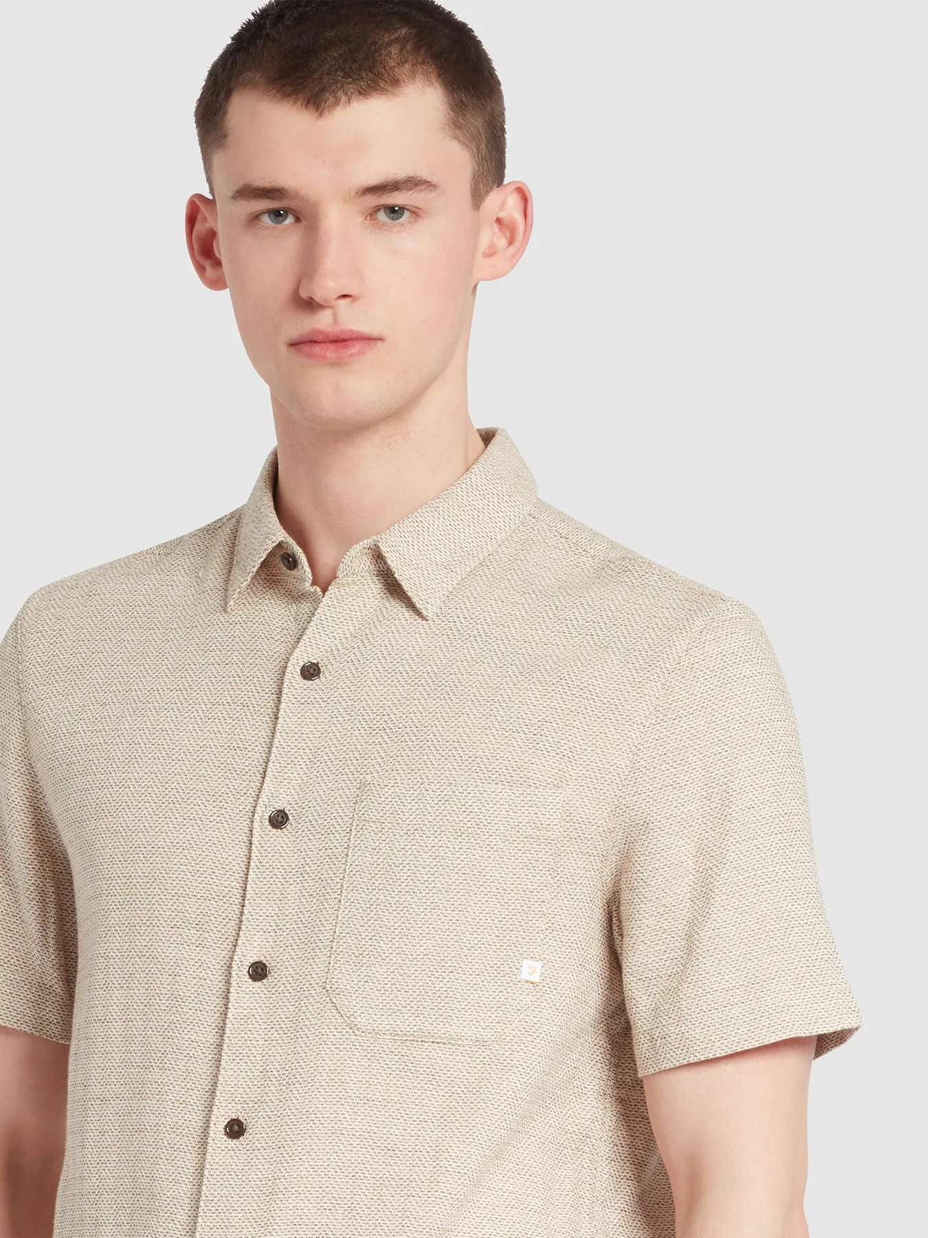 Denzie Jacquard Short Sleeve Shirt In Ecru