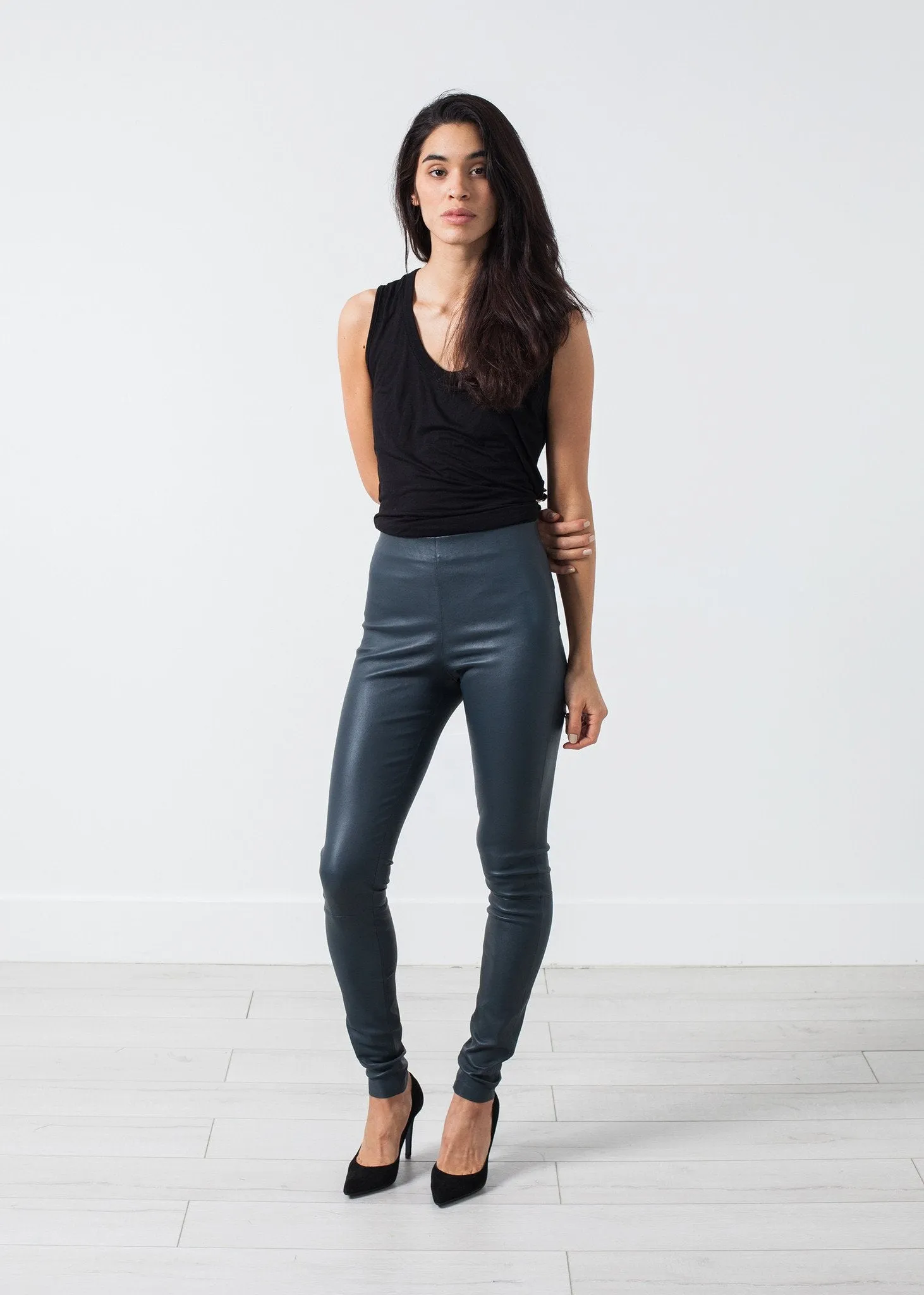 Elenaso Leather Trouser in Cool Grey