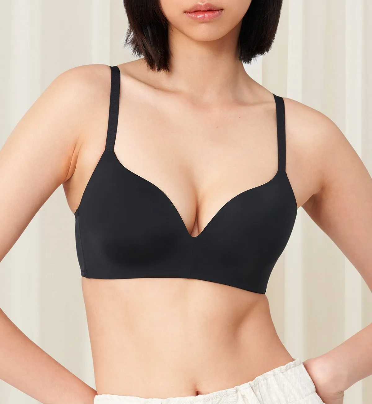 INVISIBLE INSIDE-OUT PADDED BRA