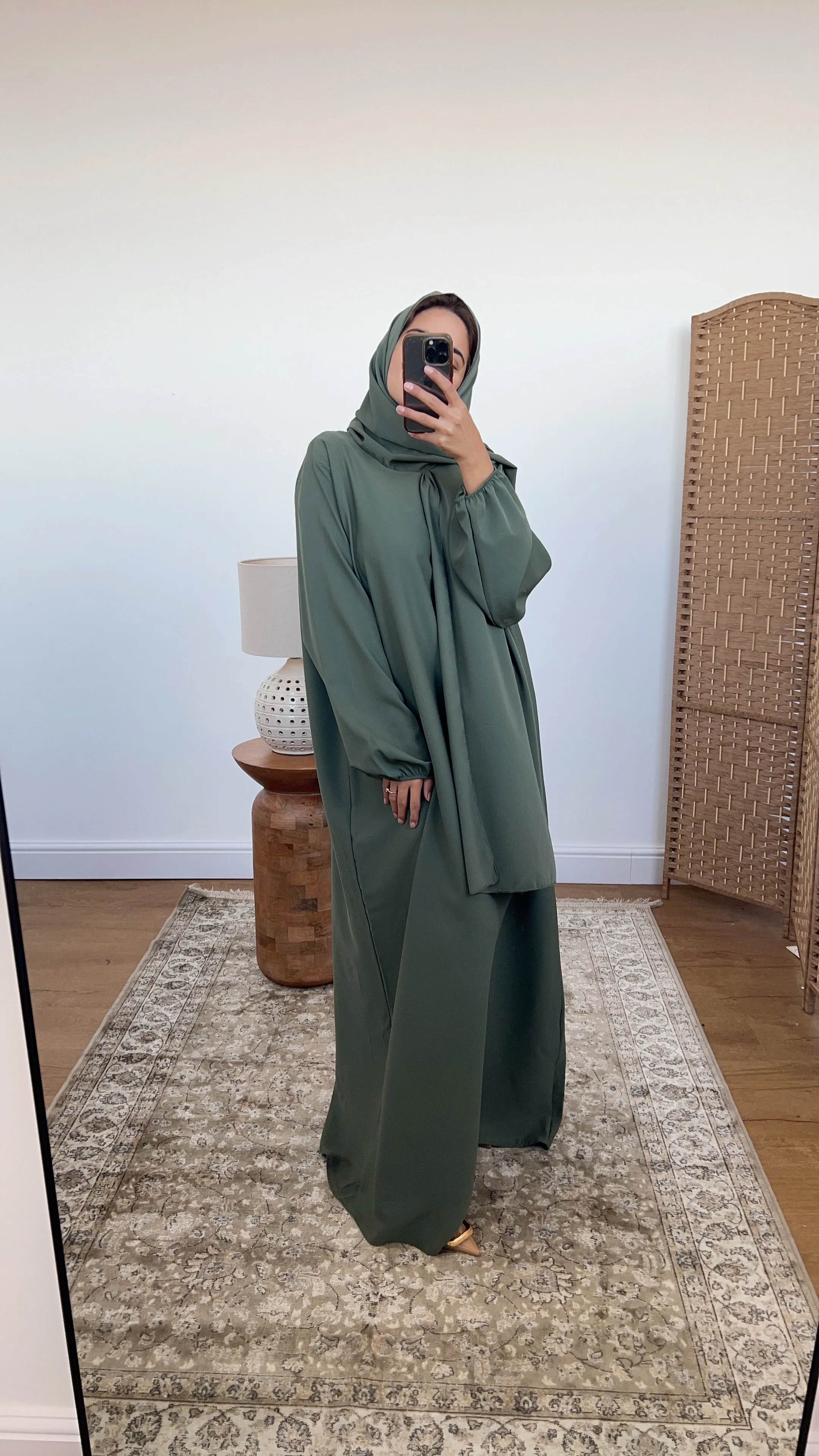 Layli Hooded Abaya sage green