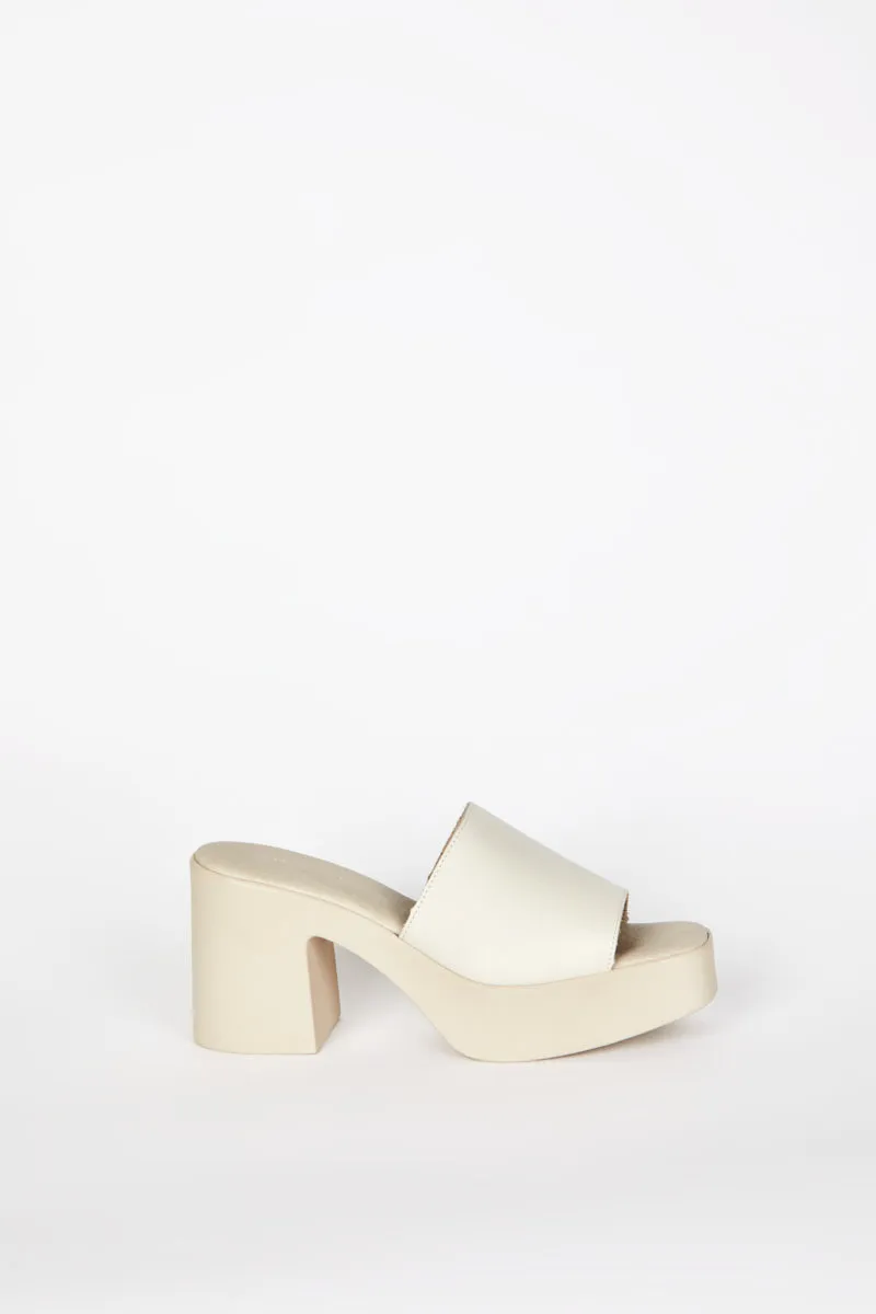 MARY PLATFORM HEEL CREAM SOLE