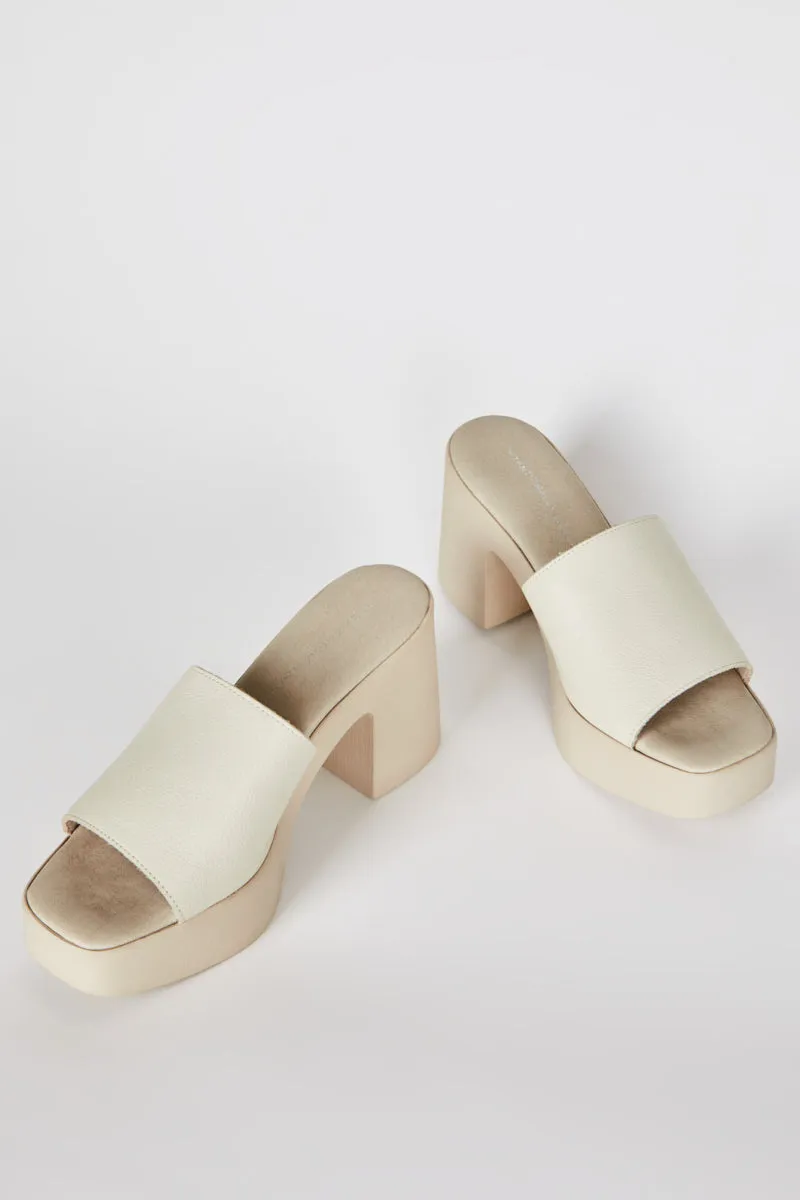 MARY PLATFORM HEEL CREAM SOLE