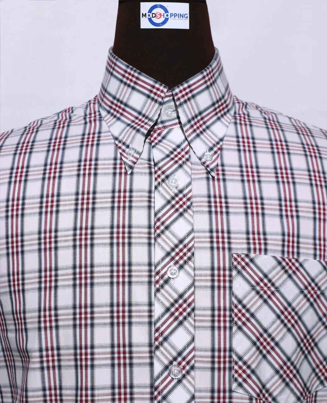 Men's Short Sleeve Classic White And Burgundy Plaid Shirt Size M