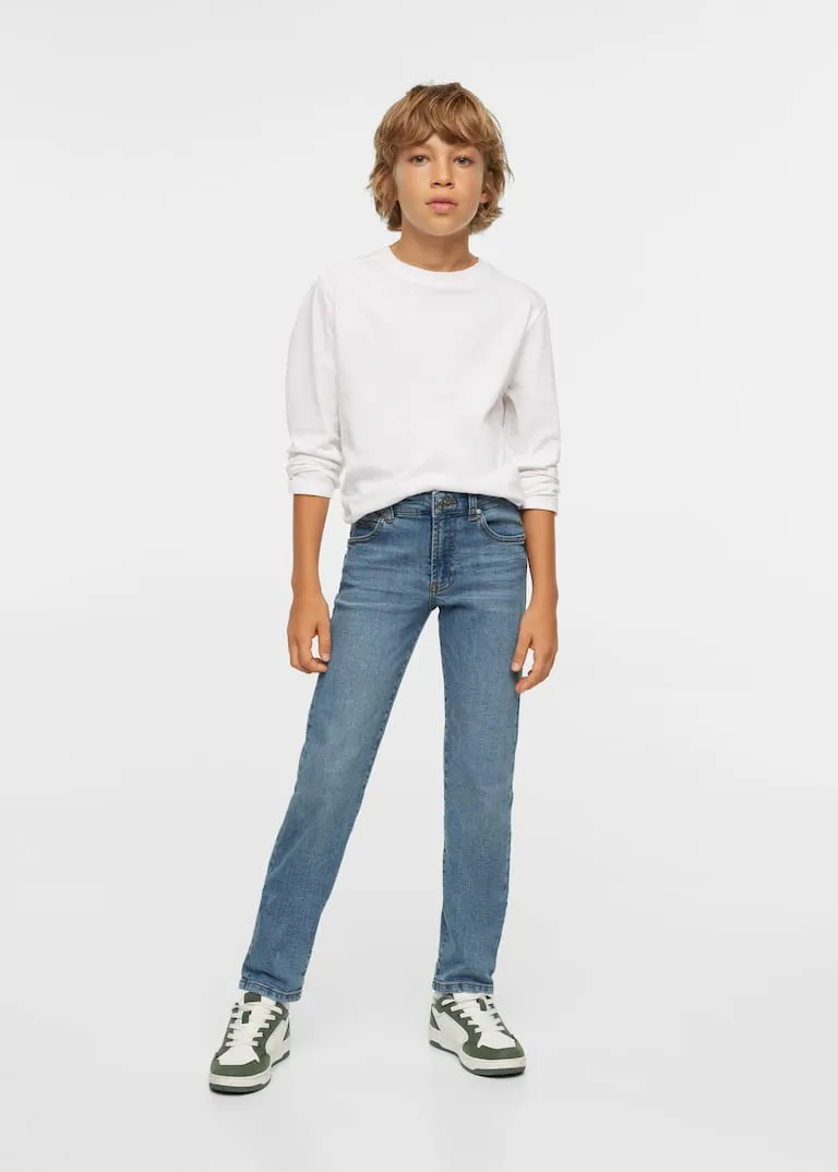 Slim-fit jeans