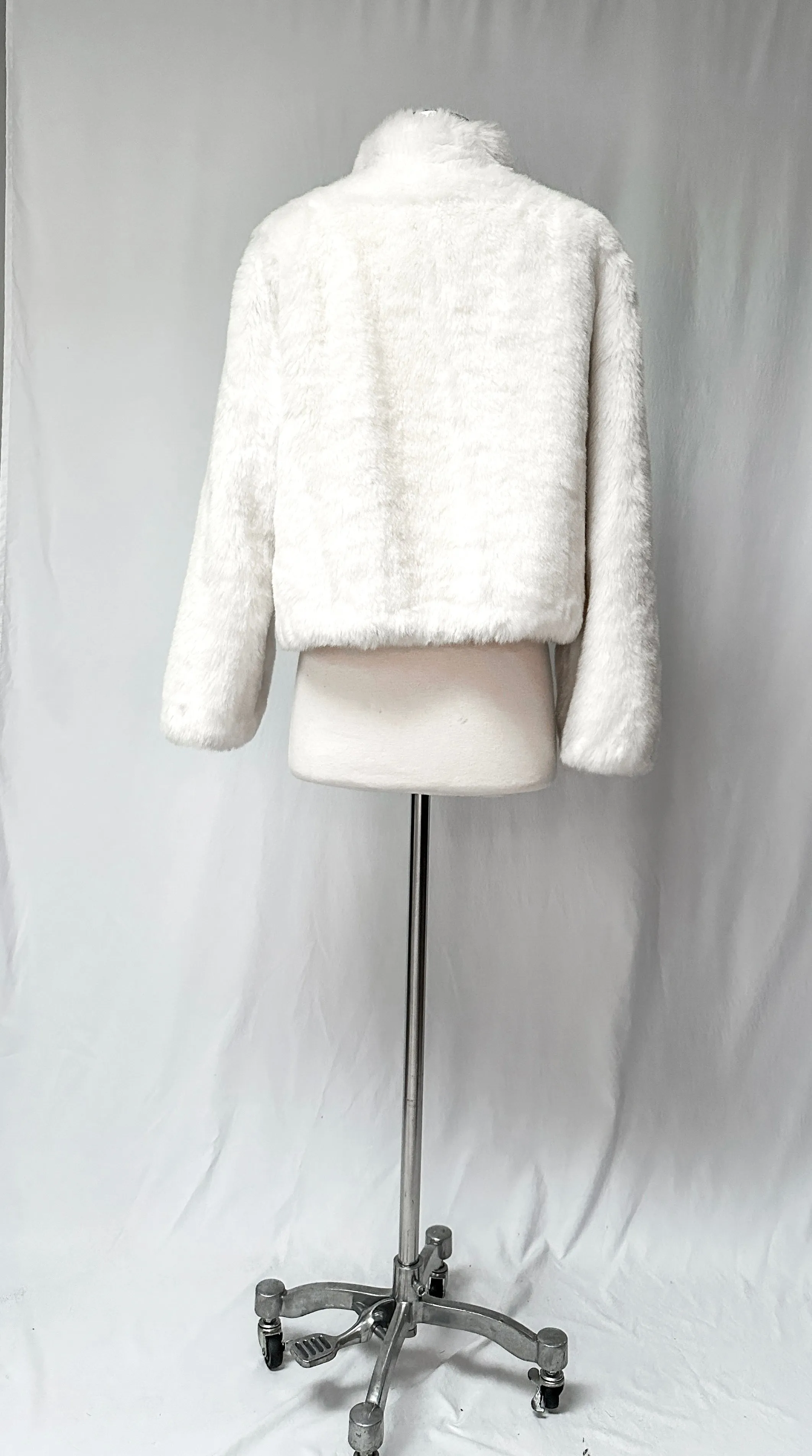 Vintage Glenoit Fabrics Ivory Faux Fur Jacket (M)