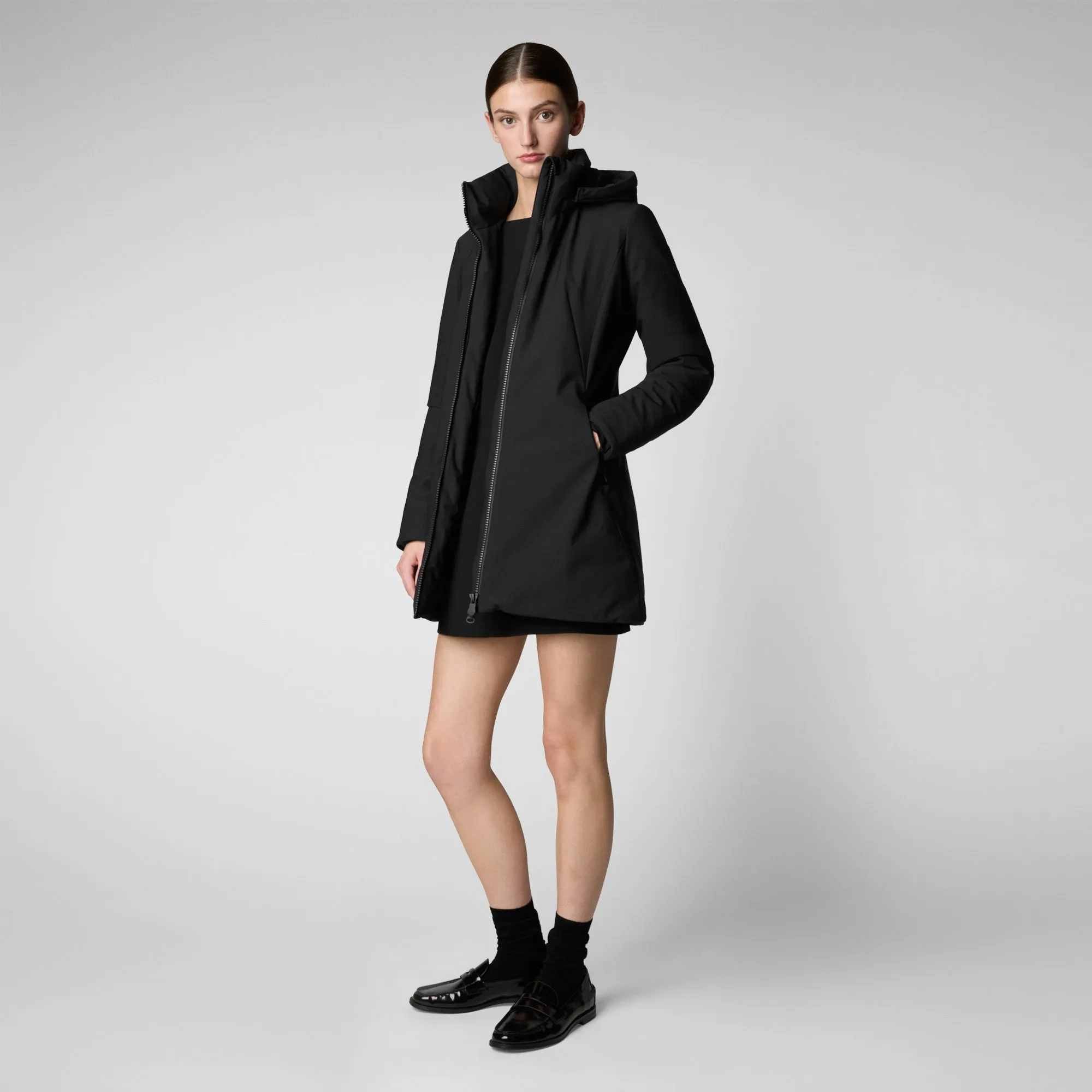 Woman's hooded jacket Lila in black